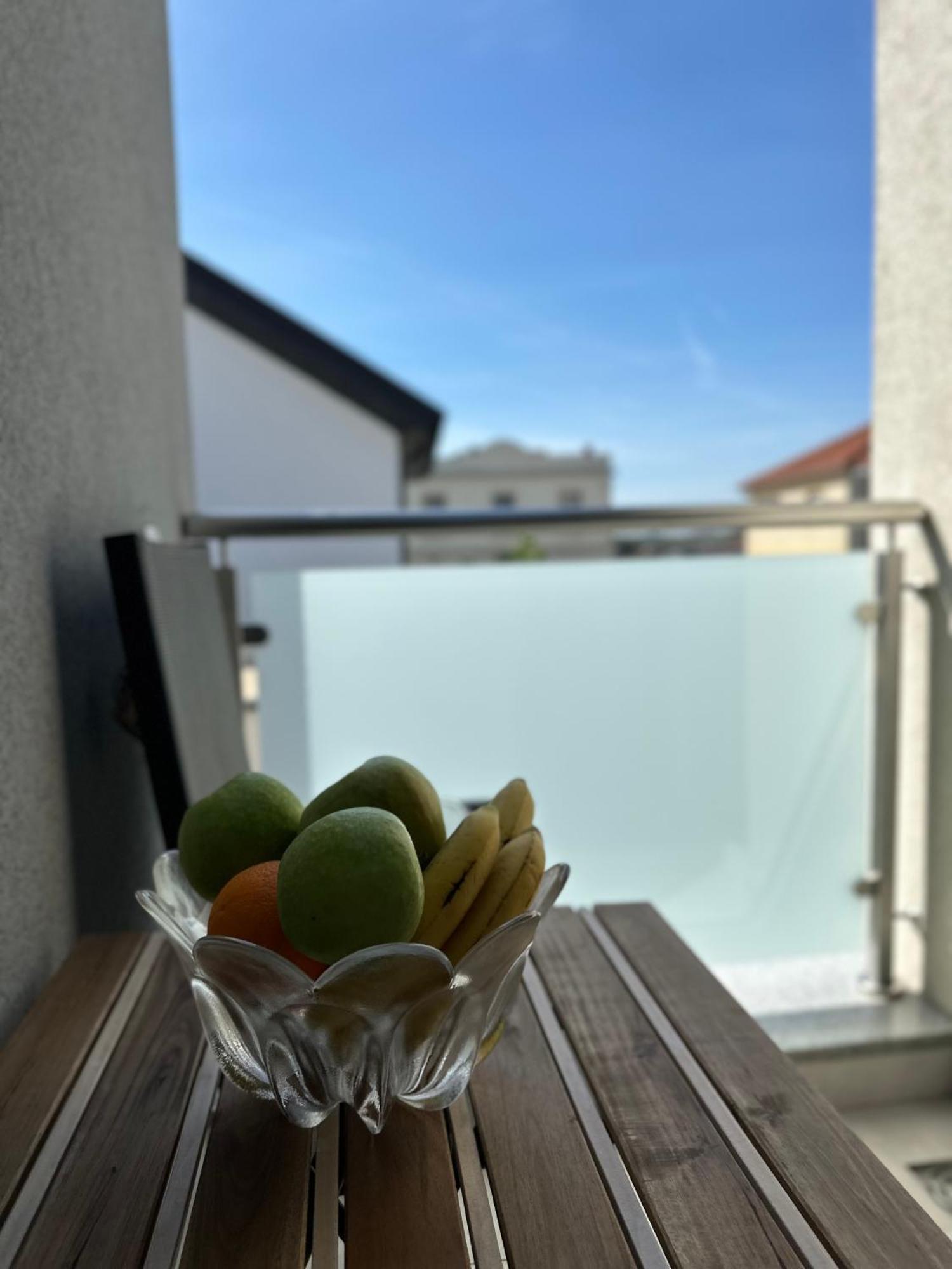 Apartman “Manhattan” Križevci Eksteriør billede