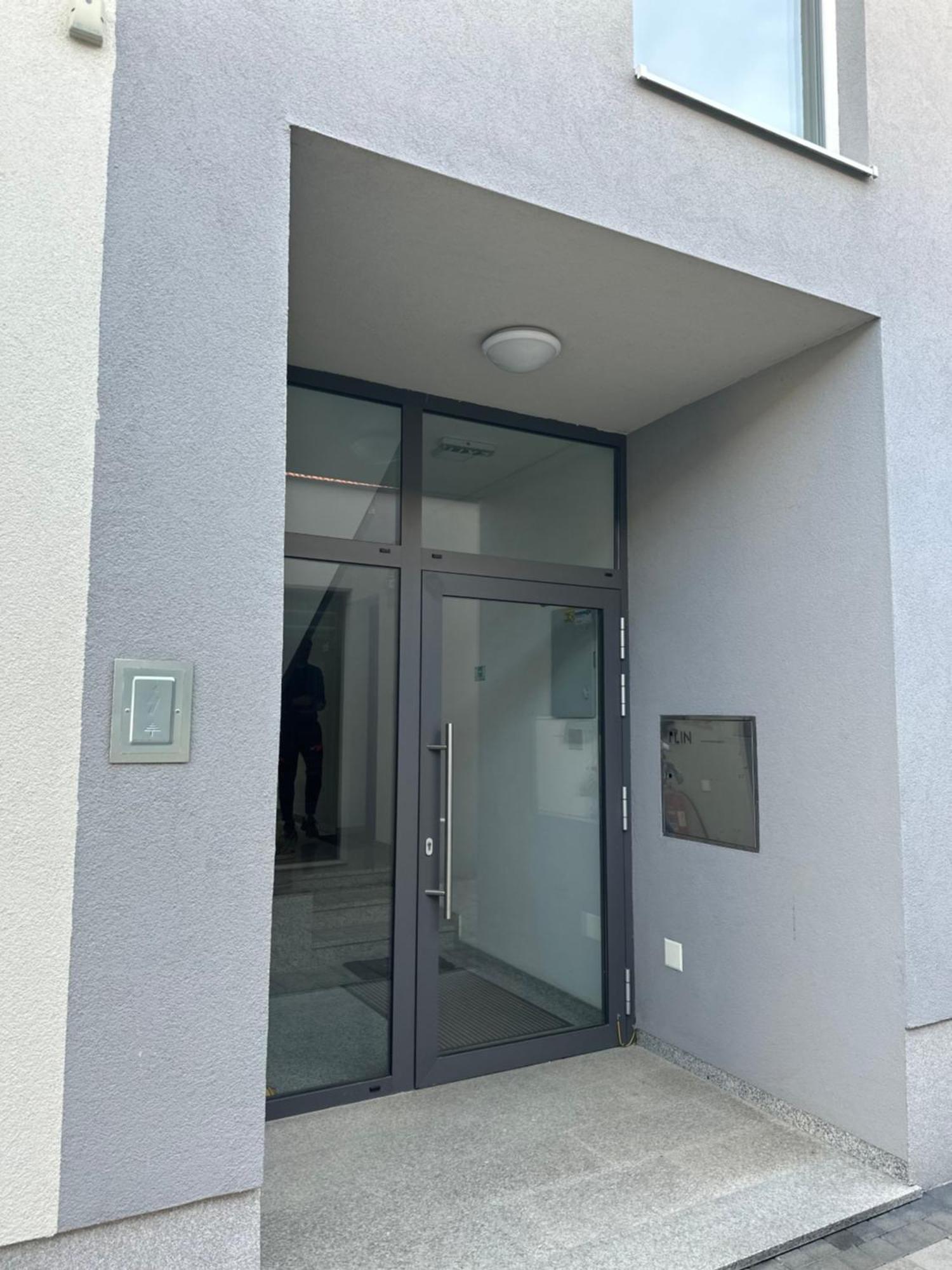 Apartman “Manhattan” Križevci Eksteriør billede