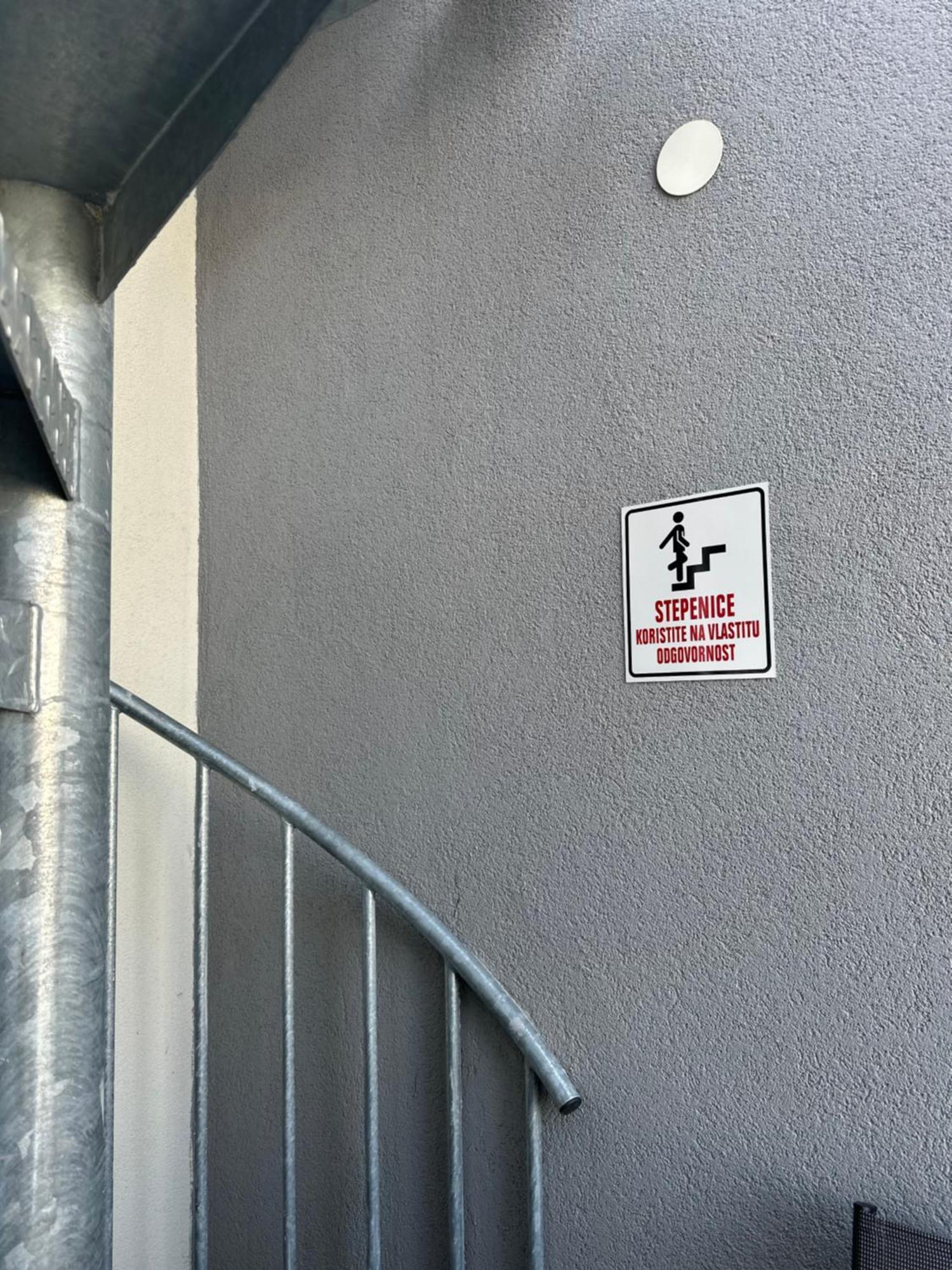 Apartman “Manhattan” Križevci Eksteriør billede